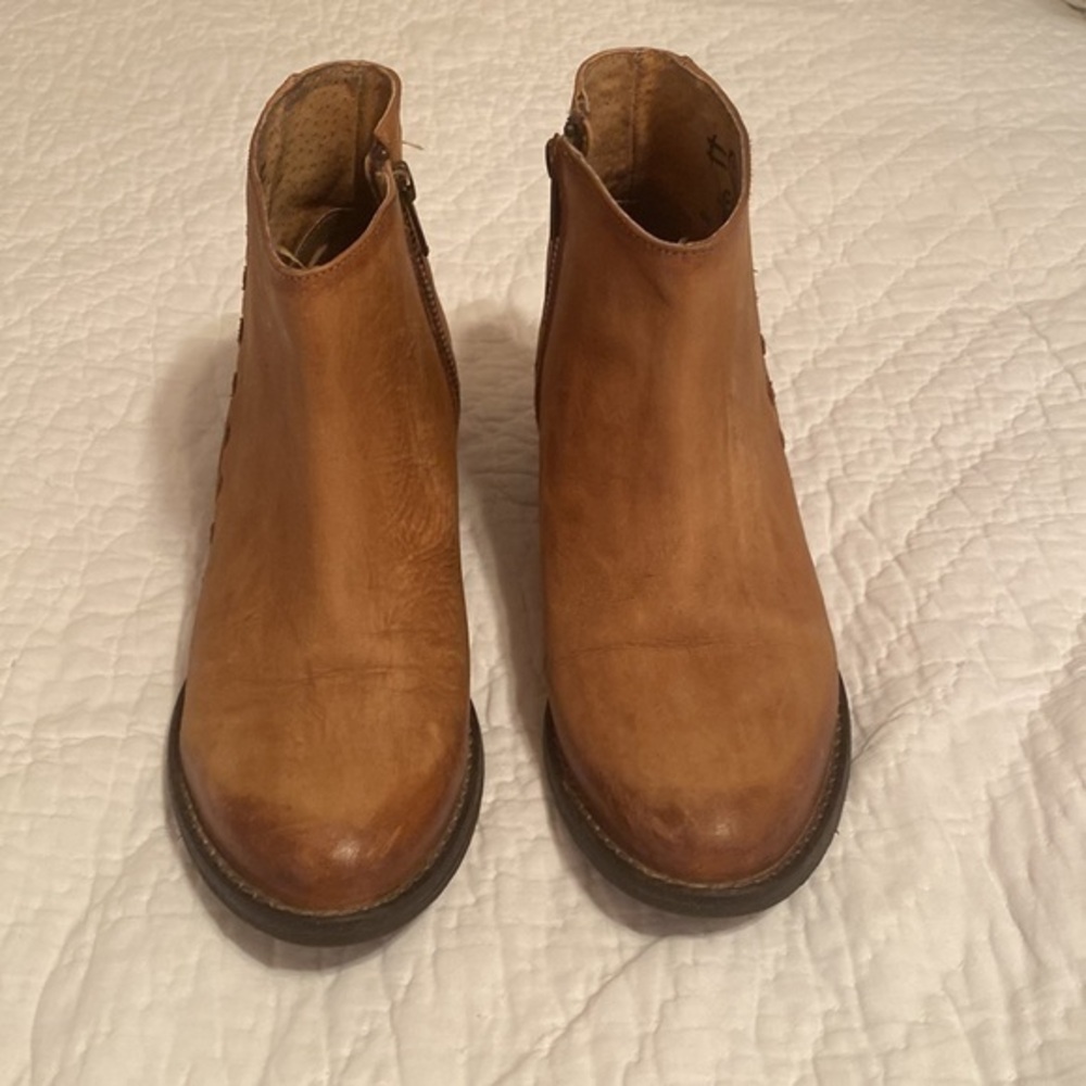 Circle G by Corral Ladies Tan/brown Side Fringe Bootie Q0035